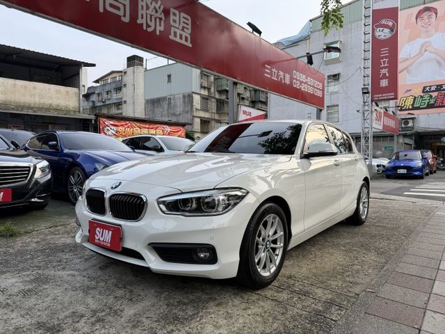 車道偏移警示 防追撞系統 雙前座電動椅 電子線傳 後座出風口 倒車攝影  第1張相片
