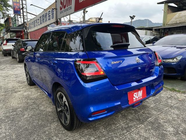 最頂級滿配! ACC跟車 360度環景系統 CarPlay 盲點偵測 hybrid 原廠保固期中 內容有詳細照片  第2張相片