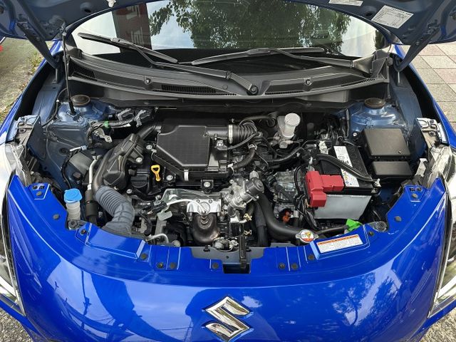 最頂級滿配! ACC跟車 360度環景系統 CarPlay 盲點偵測 hybrid 原廠保固期中 內容有詳細照片  第6張相片
