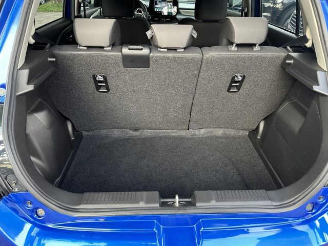 最頂級滿配! ACC跟車 360度環景系統 CarPlay 盲點偵測 hybrid 原廠保固期中 內容有詳細照片  第7張相片