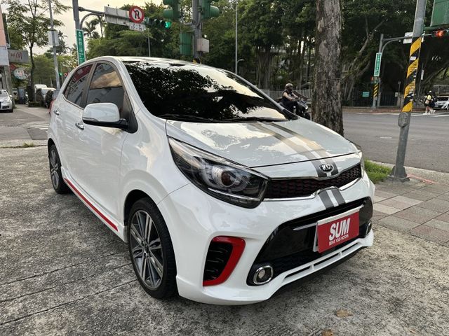 最頂級GT-LINE版 全程原廠保養 Auto感應頭燈 定速巡航 盲點偵測 qi無線充電 內容有詳細照片  第4張相片