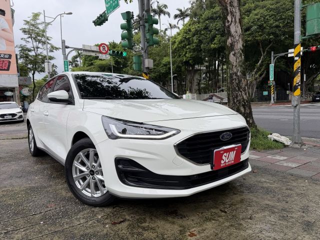 X版 Mk4.5小改款 僅跑兩萬 原廠保固中! 雙區恆溫 ACC全速域跟車 CarPlay 內容有詳細照片  第3張相片