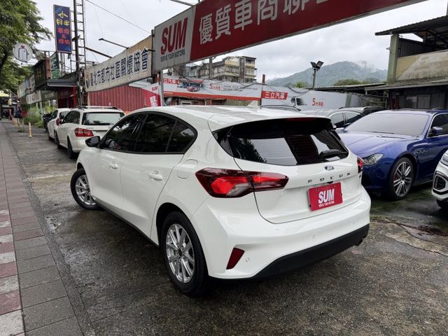 X版 Mk4.5小改款 僅跑兩萬 原廠保固中! 雙區恆溫 ACC全速域跟車 CarPlay 內容有詳細照片  第6張相片