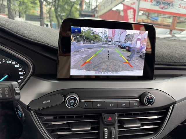 X版 Mk4.5小改款 僅跑兩萬 原廠保固中! 雙區恆溫 ACC全速域跟車 CarPlay 內容有詳細照片  第11張相片