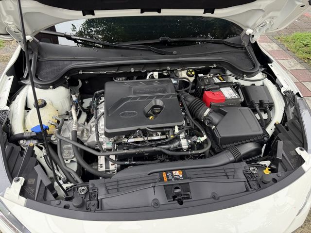 X版 Mk4.5小改款 僅跑兩萬 原廠保固中! 雙區恆溫 ACC全速域跟車 CarPlay 內容有詳細照片  第18張相片