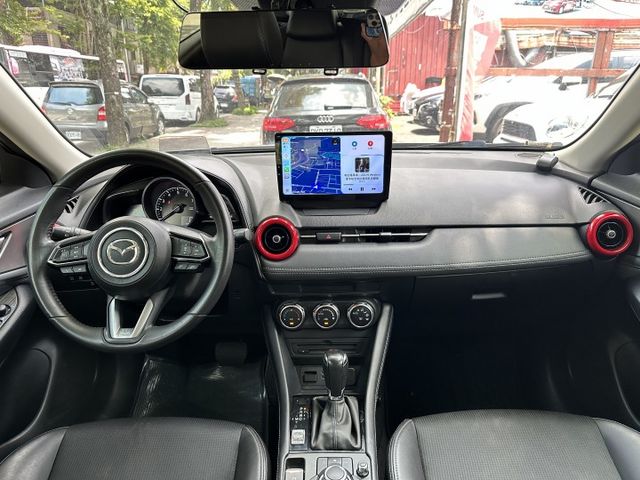 小改款! ACC全速域跟車 電子手剎車 盲點偵測 CarPlay 旗艦款  享五大保固! 內容有詳細照片  第13張相片