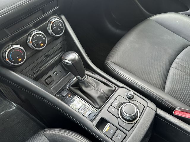 小改款! ACC全速域跟車 電子手剎車 盲點偵測 CarPlay 旗艦款  享五大保固! 內容有詳細照片  第16張相片