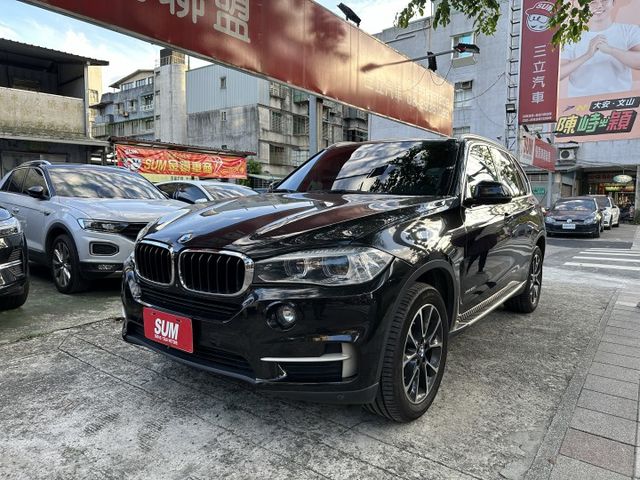 XDrive25d 總代理 全景天窗 雙電動椅 電動尾門 電子手剎車 AutoHold 內容有詳細照片  第1張相片