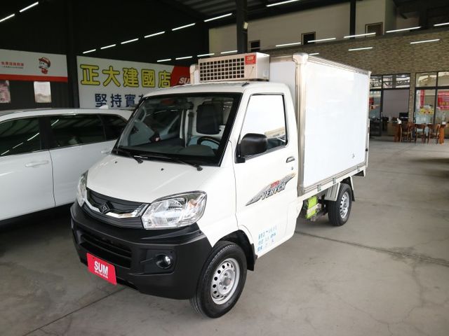 里程履約保證 冷藏箱-5度 升降尾門 行車紀錄器 倒車顯影 冷暖空調 霧燈 皮椅 胎壓偵測 賺錢載貨最佳好幫手 絕佳車況  第2張相片