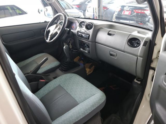 里程履約保證 冷藏箱-5度 升降尾門 行車紀錄器 倒車顯影 冷暖空調 霧燈 皮椅 胎壓偵測 賺錢載貨最佳好幫手 絕佳車況  第12張相片