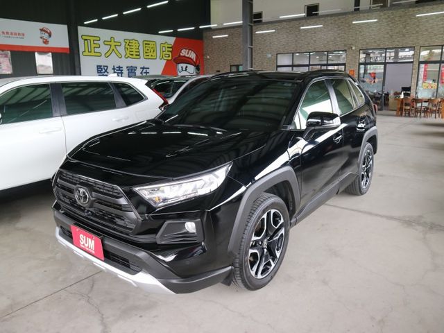 里程履約保證僅跑6萬 最頂級ADVENTURE版 4WD 全景天窗 電動尾門 電動座椅 換檔撥片 環景 陡坡緩降 iK  第2張相片
