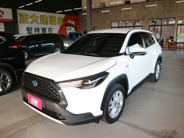 里程履約保證僅跑3萬 油電豪華版 原廠保固中 i-Key 倒車顯影 ACC 前後行車紀錄器 恆溫 後出風口 車道偏離  第2張相片