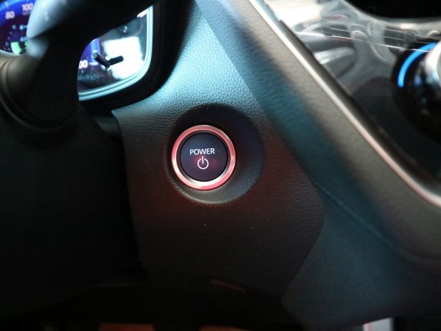 里程履約保證僅跑3萬 油電豪華版 原廠保固中 i-Key 倒車顯影 ACC 前後行車紀錄器 恆溫 後出風口 車道偏離  第12張相片