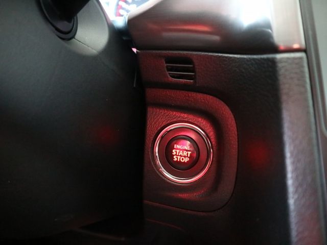 里程履約保證 最頂級渦輪4WD 換檔撥片 LED頭燈 陡坡緩降 行車紀錄器 衛星導航 i-Key 循跡防滑 自動頭燈  第15張相片