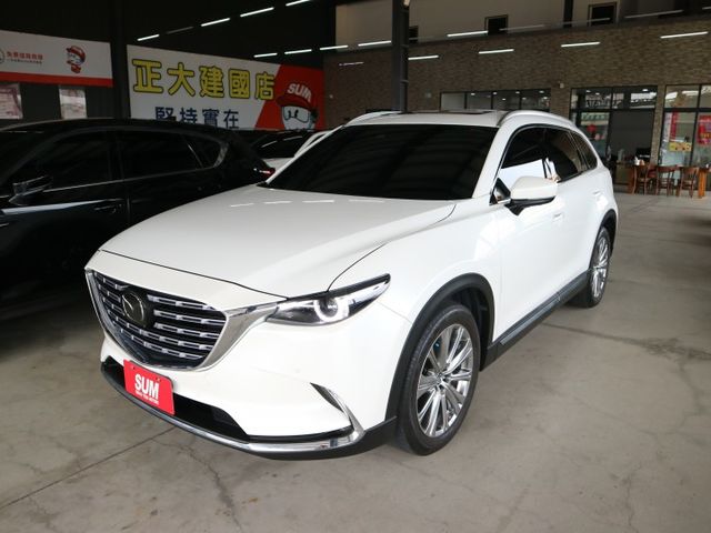 里程履約保證僅跑4萬 七人座旗艦版AWD 換檔撥片 BOSE音響 CARPLAY 三區恆溫 電動尾門/天窗/座椅 抬顯  第2張相片