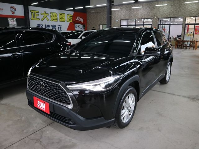 ※限量送影音系統※里程履約保證僅跑6萬 頂級尊爵版 LED頭燈/日行燈/尾燈 盲點 倒車顯影 行車紀錄器 i-Key  第2張相片