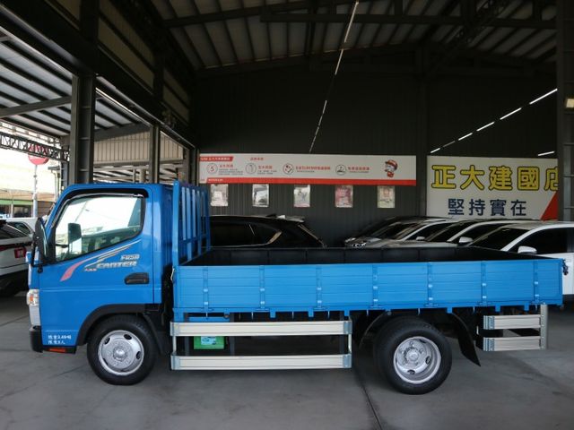 里程履約保證 長軸11尺半 霧燈 皮椅 四向行車紀錄器 倒車顯影 音響主機 冷暖空調 載貨/賺錢最佳幫手 天篷無菸疤  第3張相片