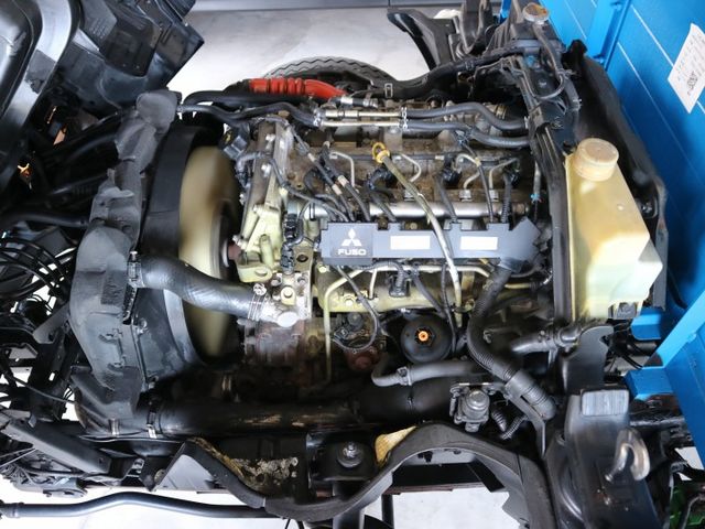里程履約保證 長軸11尺半 霧燈 皮椅 四向行車紀錄器 倒車顯影 音響主機 冷暖空調 載貨/賺錢最佳幫手 天篷無菸疤  第19張相片