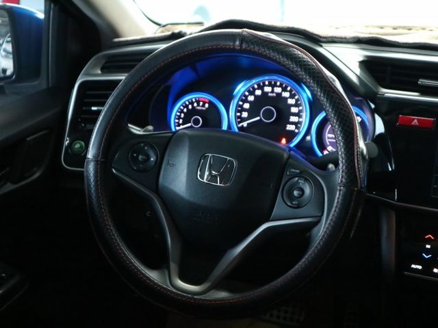 里程履約保證 一手車頂級VTIS版 LED日行燈 衛星導航 倒車顯影 行車紀錄器 後出風口 換檔撥片 ECO節能 TCS  第8張相片