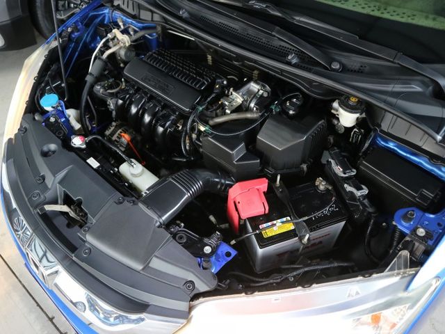 里程履約保證 一手車頂級VTIS版 LED日行燈 衛星導航 倒車顯影 行車紀錄器 後出風口 換檔撥片 ECO節能 TCS  第20張相片