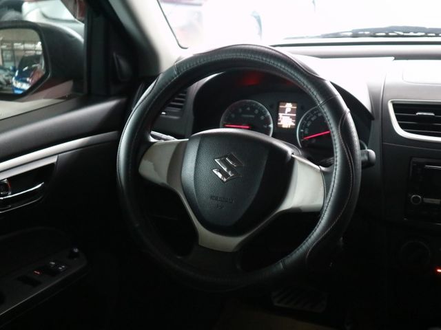 ※限量送影音系統※里程履約保證 電動窗 冷暖空調 行車紀錄器 頭燈水平調整 優質市區代步好車 省油省稅 超小迴轉半徑  第9張相片