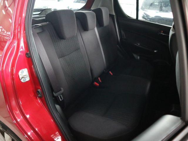 ※限量送影音系統※里程履約保證 電動窗 冷暖空調 行車紀錄器 頭燈水平調整 優質市區代步好車 省油省稅 超小迴轉半徑  第17張相片