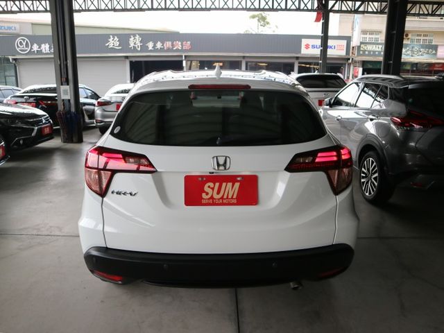 里程履約保證 頂級S版原廠保養 LED頭燈/日行燈/尾燈 換檔撥片 定速 ECO節能 方向盤音響控制 前後行車紀錄器  第4張相片