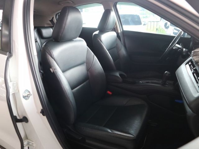 里程履約保證 頂級S版原廠保養 LED頭燈/日行燈/尾燈 換檔撥片 定速 ECO節能 方向盤音響控制 前後行車紀錄器  第19張相片