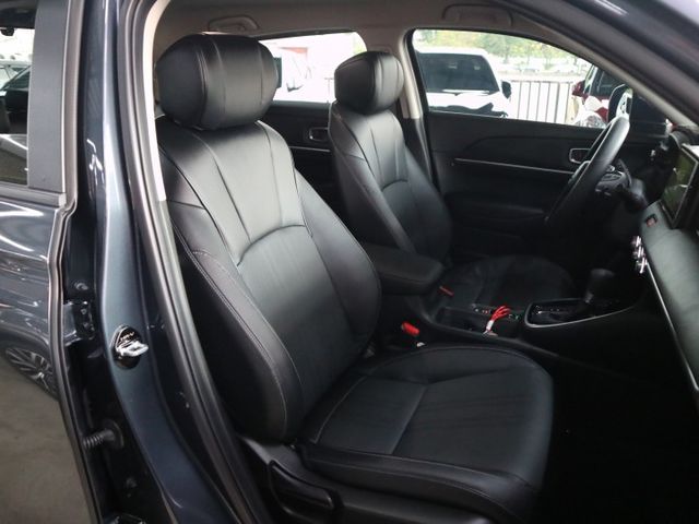 里程履約保證僅跑5千 頂級P版原廠保固 LED日行燈/頭燈/尾燈 換檔撥片 CARPLAY 後出風口 倒車顯影 電動尾門  第19張相片