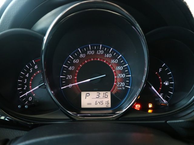 里程履約保證僅跑6萬 S版空力套件 六速手自排 倒車顯影 行車紀錄器 方向盤音響控制 冷暖空調 抬頭顯示器 電動後視鏡  第11張相片