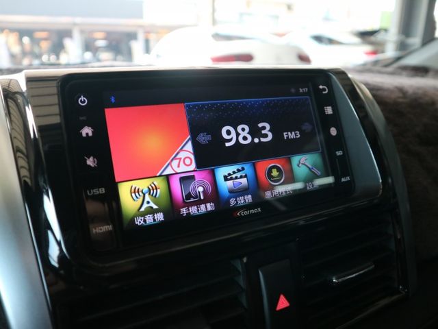 里程履約保證僅跑6萬 S版空力套件 六速手自排 倒車顯影 行車紀錄器 方向盤音響控制 冷暖空調 抬頭顯示器 電動後視鏡  第13張相片