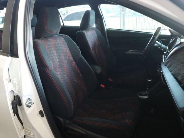 里程履約保證僅跑6萬 S版空力套件 六速手自排 倒車顯影 行車紀錄器 方向盤音響控制 冷暖空調 抬頭顯示器 電動後視鏡  第18張相片