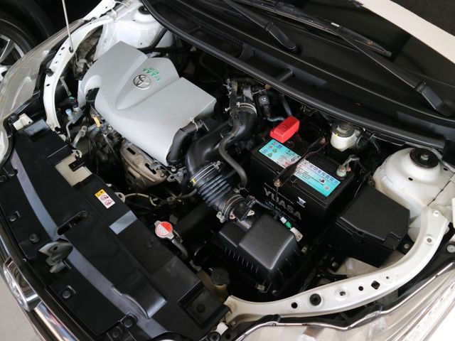 里程履約保證僅跑6萬 S版空力套件 六速手自排 倒車顯影 行車紀錄器 方向盤音響控制 冷暖空調 抬頭顯示器 電動後視鏡  第20張相片