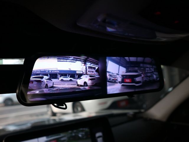 里程履約保證 小改款 LED頭燈/日行燈/尾燈 盲點 CARPLAY 導航 倒車顯影 前後行車紀錄器 雙恆溫 電動座椅  第13張相片