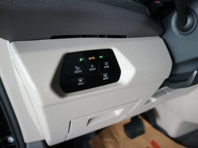 里程履約保證僅跑1萬 全新改款 電動尾門 LED頭燈/日行燈/尾燈 自動停車 CARPLAY 盲點 車道偏離 電熱座椅  第6張相片