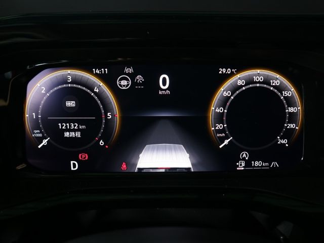 里程履約保證僅跑1萬 全新改款 電動尾門 LED頭燈/日行燈/尾燈 自動停車 CARPLAY 盲點 車道偏離 電熱座椅  第10張相片