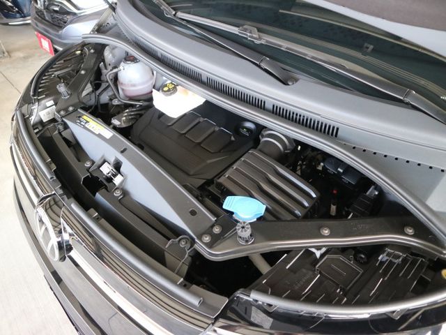 里程履約保證僅跑1萬 全新改款 電動尾門 LED頭燈/日行燈/尾燈 自動停車 CARPLAY 盲點 車道偏離 電熱座椅  第20張相片