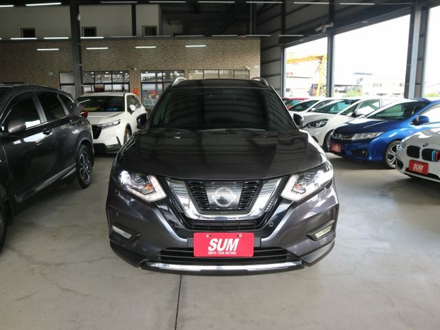 里程履約保證 頂級智行版 電動尾門 ACC 盲點 車道偏離 環景 導航 後出風口 LED頭燈/日行燈/尾燈 行車紀錄器  第6張相片