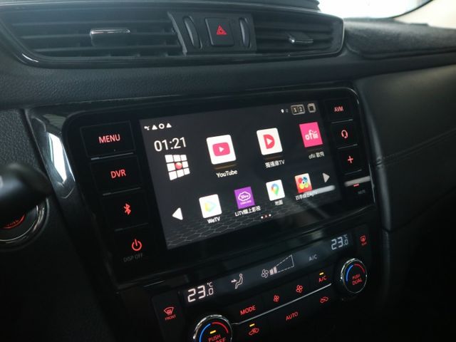 里程履約保證 頂級智行版 電動尾門 ACC 盲點 車道偏離 環景 導航 後出風口 LED頭燈/日行燈/尾燈 行車紀錄器  第14張相片