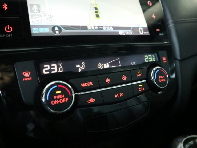 里程履約保證 頂級智行版 電動尾門 ACC 盲點 車道偏離 環景 導航 後出風口 LED頭燈/日行燈/尾燈 行車紀錄器  第15張相片