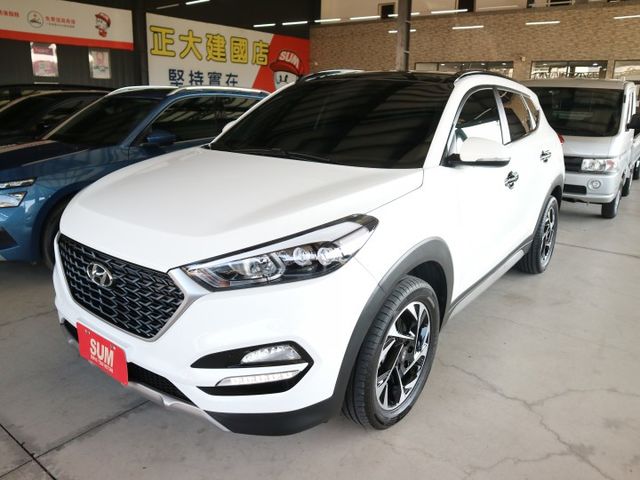 里程履約保證僅跑7萬 頂級尊貴型 全景天窗 LED日行燈/頭燈 電動座椅 盲點偵測 衛星導航 倒車顯影 i-K 陡坡緩降  第2張相片