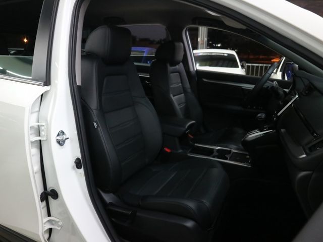 里程履約保證僅跑5萬 電動尾門 LED頭燈/日行燈/尾燈 車道偏離 ACC 換檔撥片 i-Key CARPLAY 導航  第19張相片