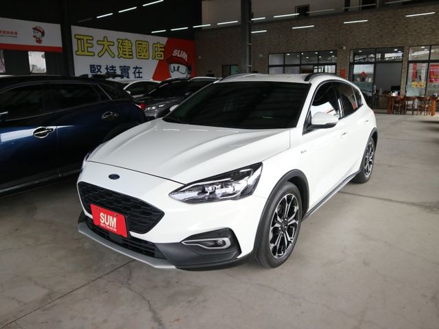 里程履約保證僅跑3萬 任性版 B&O音響 ACC 抬顯 行車紀錄器 盲點 電動椅 倒車顯影 導航 LED頭/日行/尾燈  第2張相片