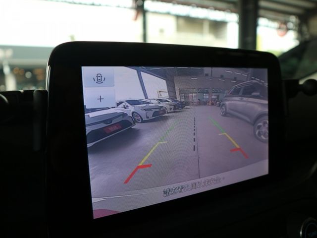 里程履約保證僅跑3萬 任性版 B&O音響 ACC 抬顯 行車紀錄器 盲點 電動椅 倒車顯影 導航 LED頭/日行/尾燈  第17張相片