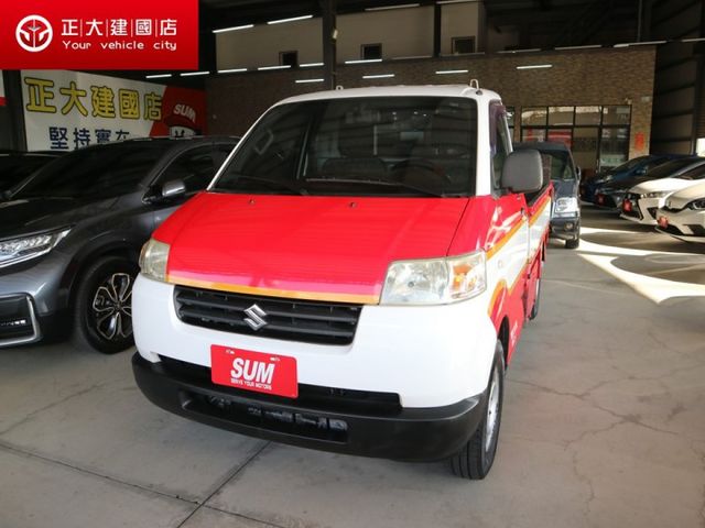 里程履約保證 升降尾門 衛星導航 倒車顯影 行車紀錄器 電動窗 冷暖空調 藍芽通訊 皮椅 賺錢/載貨最佳好夥伴 絕佳車況  第1張相片