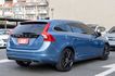2017年 V60 D4安全旗艦版 天窗 都會安全防護 升級安卓影音 電動椅 HID頭燈 ACC跟車 僅跑9萬多公里  第4張縮圖
