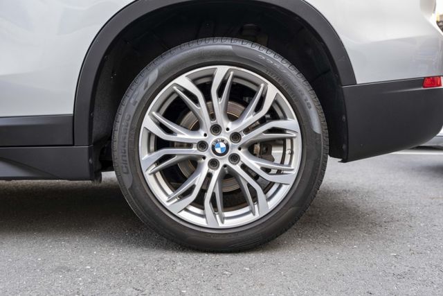 2016年 X1 SDRIVE20I頂級版 全景天窗 8速手自排 定速 LED頭燈 電動尾門 倒車顯影 僅跑7萬多  第20張相片