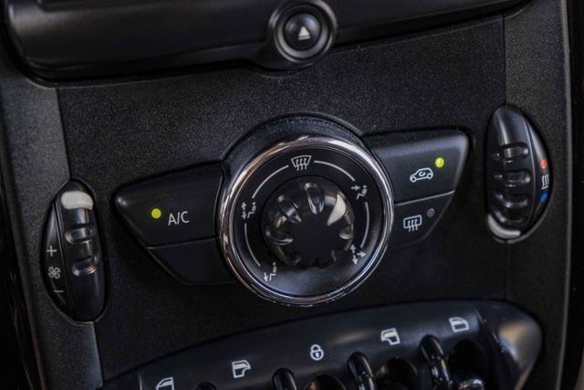 Mini Countryman One版 可愛外形 總代理  HID頭燈 6氣囊 電子後視鏡 倒車顯示 僅跑11萬公里  第15張相片