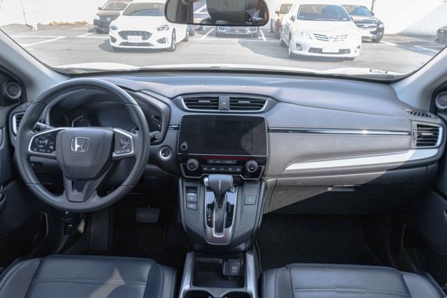 2020年 CRV VTi-S版 舒適家庭用車 盲點監測 ACC跟車 車道偏移輔助 AHB頭燈切換 6氣囊 後座出風口  第11張相片
