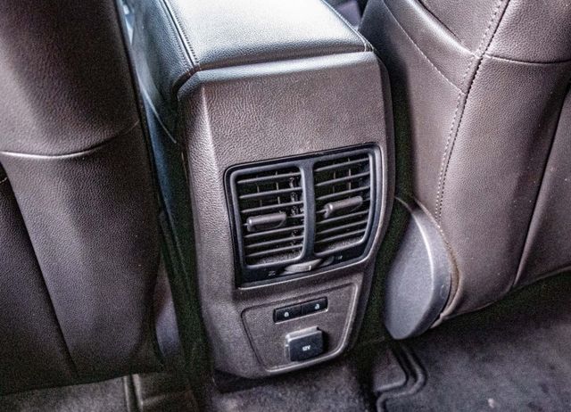 環景旗艦版 4WD 全景天窗 電動尾門 電動座椅 ACC跟車 盲點偵測 車道偏移警示 360環景系統 僅跑7萬多  第19張相片
